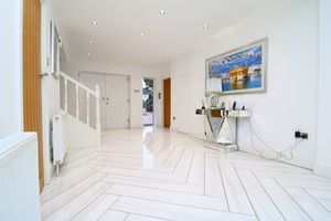 Photo 25- click for photo gallery